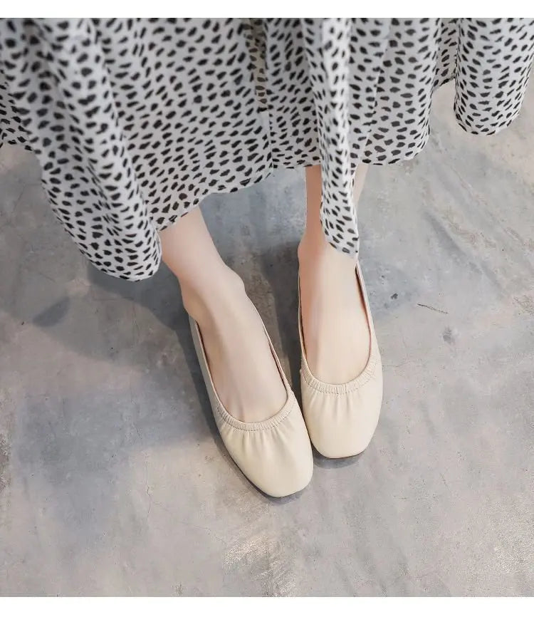 Women's Flats – 2025 Autumn New Trendy Retro Fashion Low-Heel Casual Commuting Leather Loafers (Driving Shoes for Petite Women)