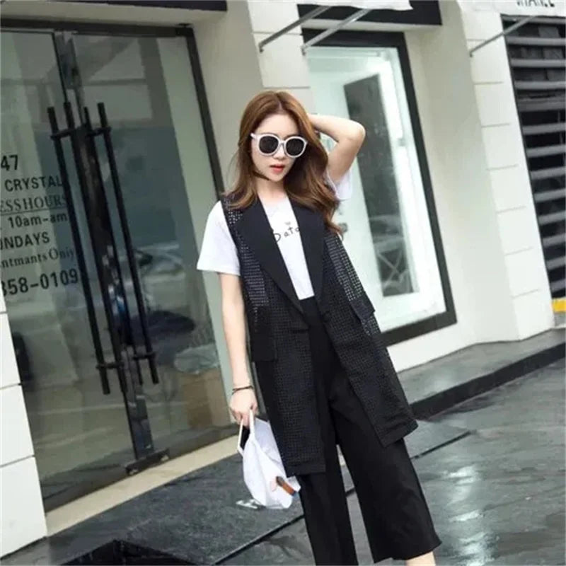2025 Summer New V-NECKCollar Black White Suit Blazer Vest Jacket Women Style Commuter Sleeveless OL Cardigan Tank Coat