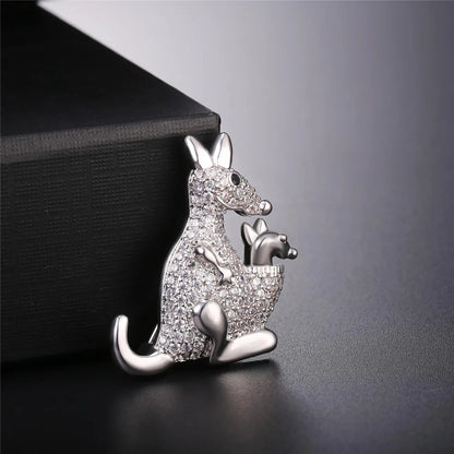 Clear White CZ Kangaroo Mother and Child Brooches Pin for Woman Cubic Zirconia Pave Setting Luxury Style Jewelry Gift for Her
