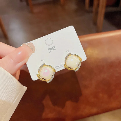 925 Silver Needle Korean Fashion Pearl Stud Earrings For Women Jewelry 2025 Trending New Vintage French Women's Crystal Earrings