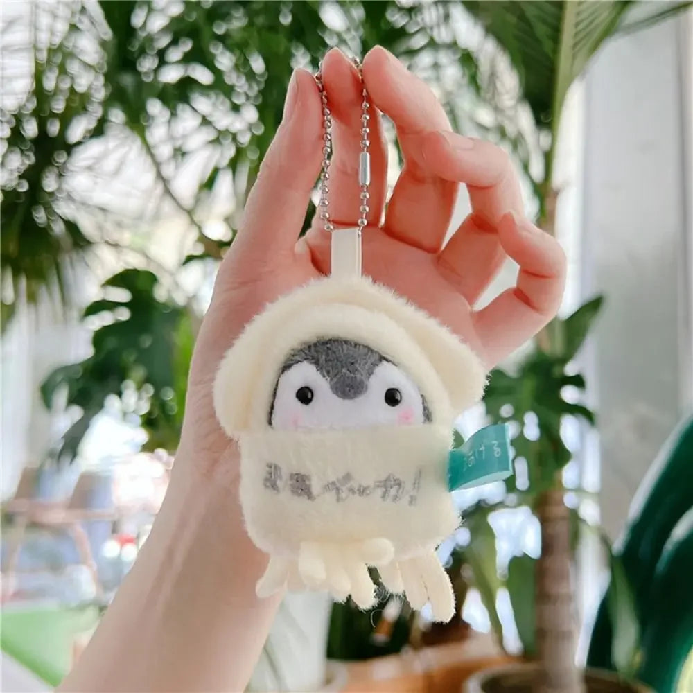 かわいいペンギンのぬいぐるみキーホルダー 観光帽子ペンギンキーホルダー 女の子へのギフト クリエイティブなスクールバッグキーホルダー