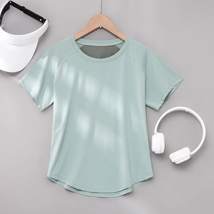 DRUR ヨガトップス スポーツウェア レディース ジムシャツ 通気性 速乾 半袖 ワークアウト Tシャツ ジョガー ランニング Tシャツ ヨガウェア 新作