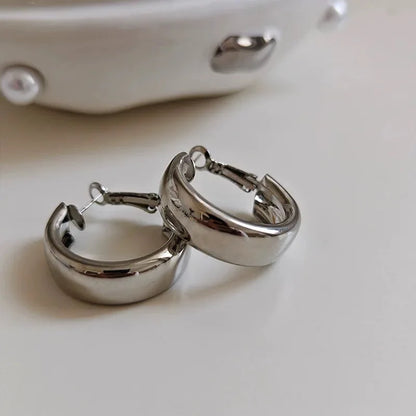 Gold Color Metallic Ear Loops For Women Simple Cool Style Irregular Geometric Ear Buckle Personalized Party HooP Earring Jewelry