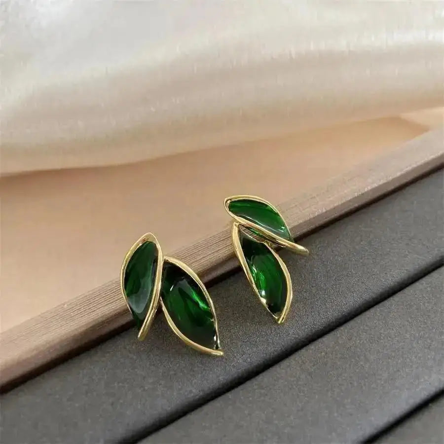 925 Silver Needle Korean Fashion Water Drop Pearl Earrings For Women Jewelry 2025 Trending New Women's Elegant Palace Earrings