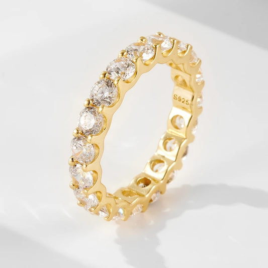 925シルバー モアサナイト 2.2CT ヒップホップリング 電気めっき18Kゴールド プラチナ 精巧なファッション ライトラグジュアリーデザイン レディースリング
