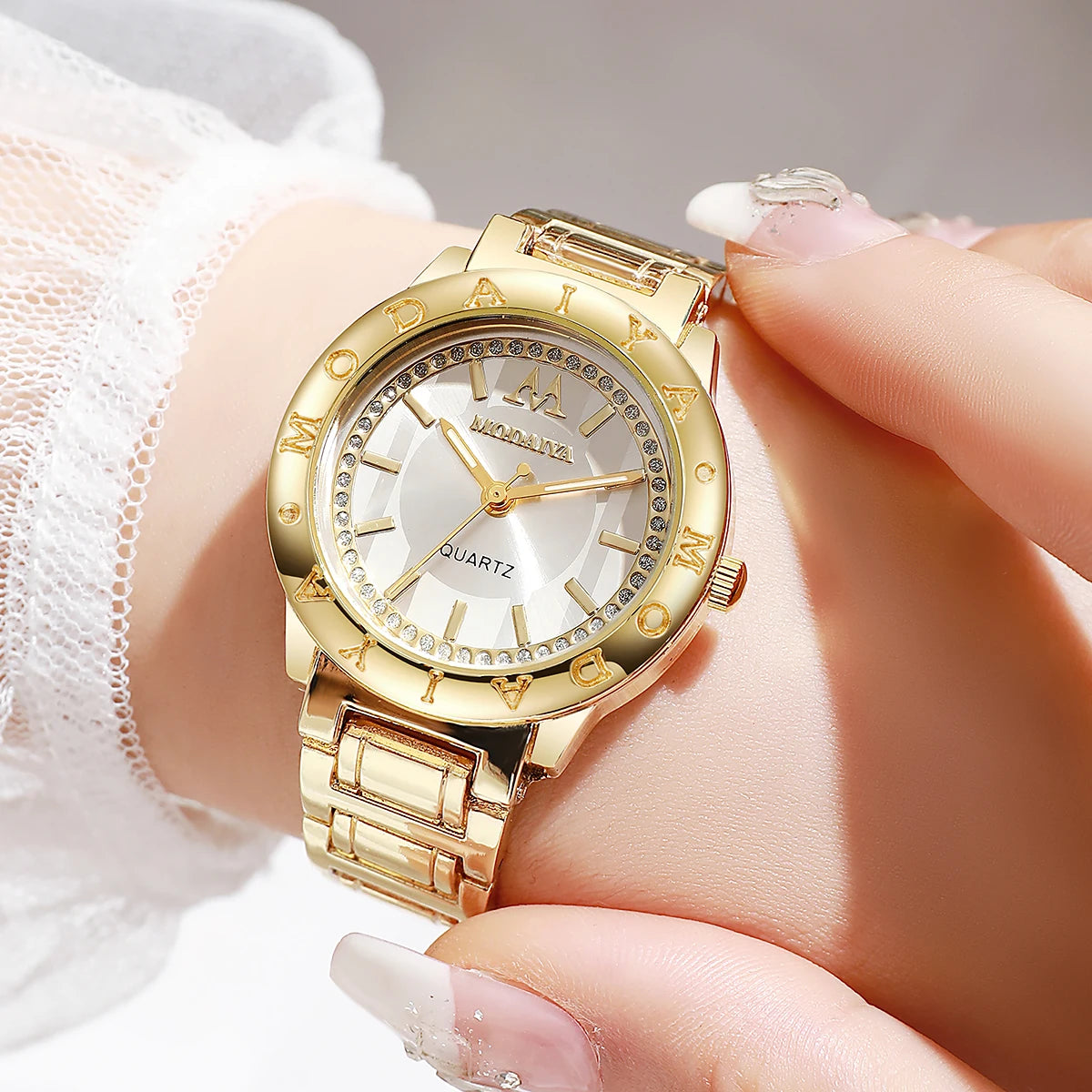 Luxury Elegant Watch for Women Gold Watch Fashion Ladies Quartz Diamond Wristwatch Female Wristwatch Reloj Mujer
