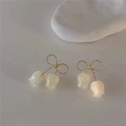 925 Silver Needle Korean Fashion Bowknot Tulip Earrings For Women Jewelry 2025 Trending New Women's White Flower Earrings Brinco