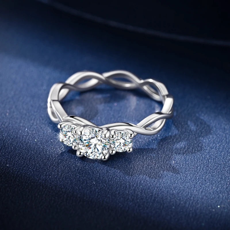 Total 0.9CT Moissanite Ring 100% S925 Sterling Silver for Women Female Eternity Sparkling Classic Band Wedding Rings Jewelry