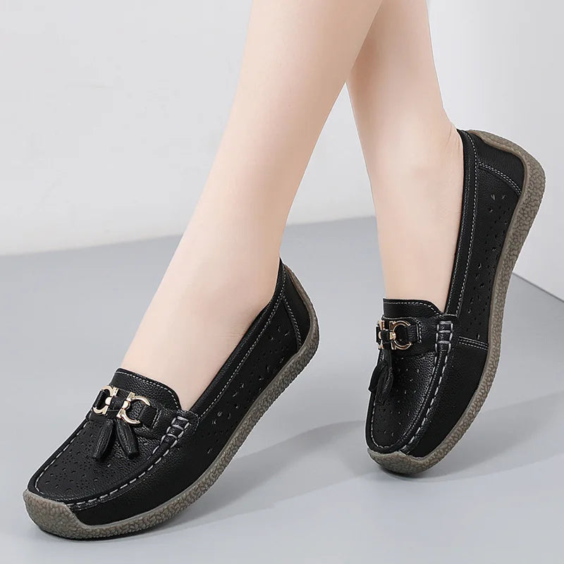 2025 New Loafers Women Summer Fashion Round Toe Nurse Shoes Soft Sole Non-slip Flat Shoes Breathable Casual Sports Women's Shoes