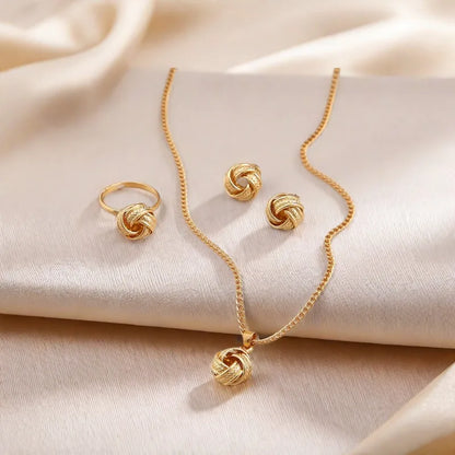 New Fashion Metal Jewelry Three-dimensional Ring Earring Necklace Three Piece Set Creative Design Sense Set Jewelry Ожерелье