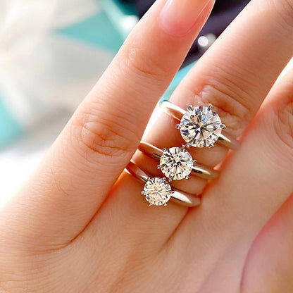 クラシック S 925 スターリングシルバー 高品質モアサナイトダイヤモンド レディース婚約指輪・結婚指輪。GRA証明書付き