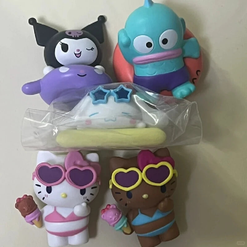 サンリオ アクションフィギュア モデル 夏の水着コレクション キティ ホワイト クロミ シナモン ガシャポン 公式 本物 コレクタブル