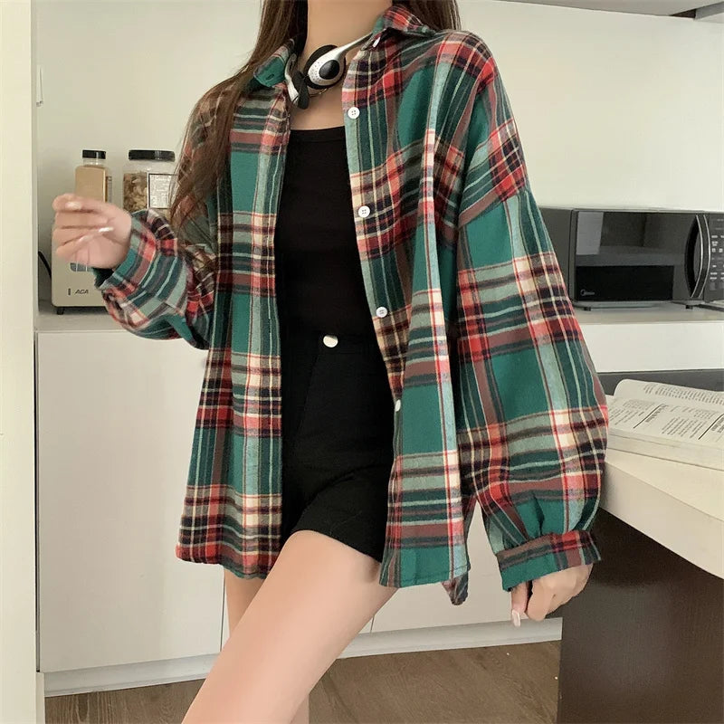 Women Tartan Shirt Long Sleeve Collared Button Up Oversized Plaid Shirt Jacket Grunge Fashion Teenage Girl Spring Summer Outfit
