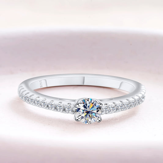 Real 925 Sterling Silver Small Moissnaite Ring For Women Simple Sparkling Round 0.3CT Certificated Lab Diamond Finger Rings