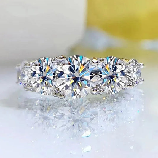 18kメッキ 3.6CT オールモアサナイトリング レディース用 5石 スパークリングダイヤモンド ウェディングバンド S925スターリングシルバージュエリー GRA