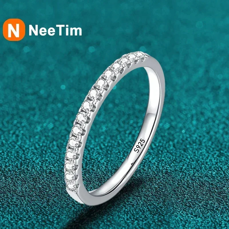 NeeTim モアサナイトリング 925スターリングシルバー ホワイトゴールドメッキ ラボダイヤモンド エタニティバンド 婚約指輪 結婚指輪 レディース用