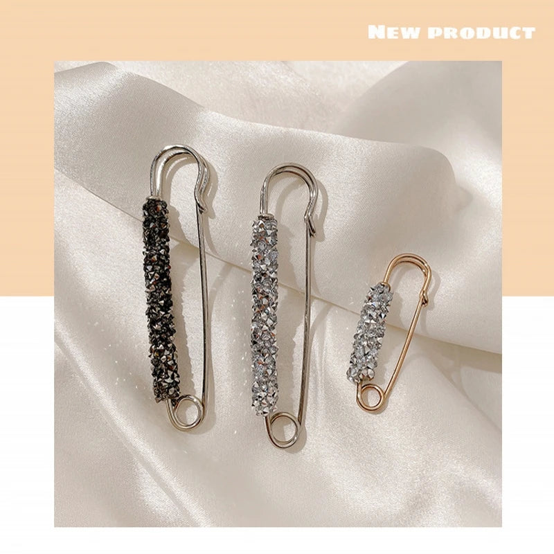 2Pcs Women's Brooch Tighten Waist Brooches for Women Skirt Pants Jeans Adjustable Waist Clip Crystal Pins Clothing Accessories