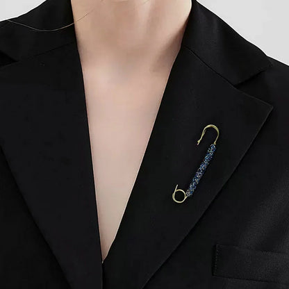 Fashion Crystal Pin Waist Buckle Fixed Strap Charm Safety Brooch Anti Fall Sweater Cardigan Clip Chain Pearls Brooches Jewelry