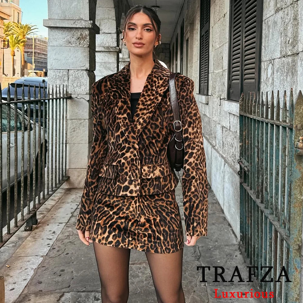 TRAFZA ヴィンテージ レディース ヒョウ柄 スーツ ボタン ショート ブレザー ストレート ミニスカート ショート ファッション 2025 春 オフィスウェア セット