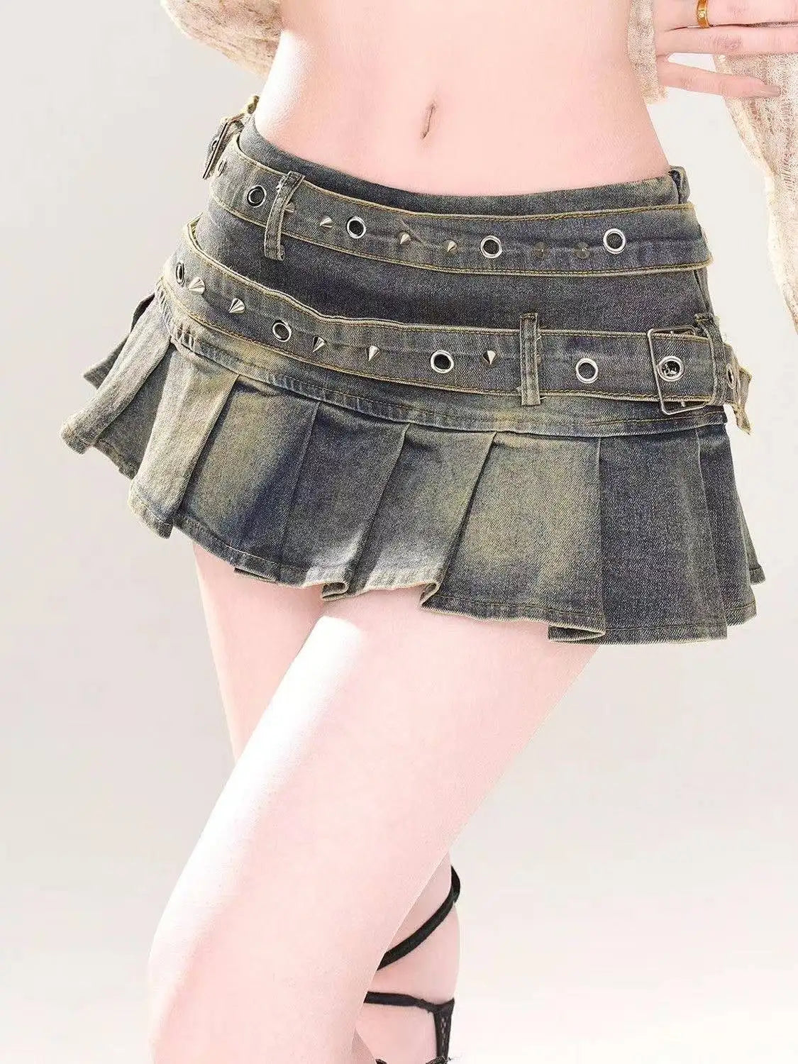 Black Gothic Mini Skirt Woman Y2K Korean Fashion High Street Aesthetic Elegant Retro A-line Mini Denim Skirt Outfits 2025