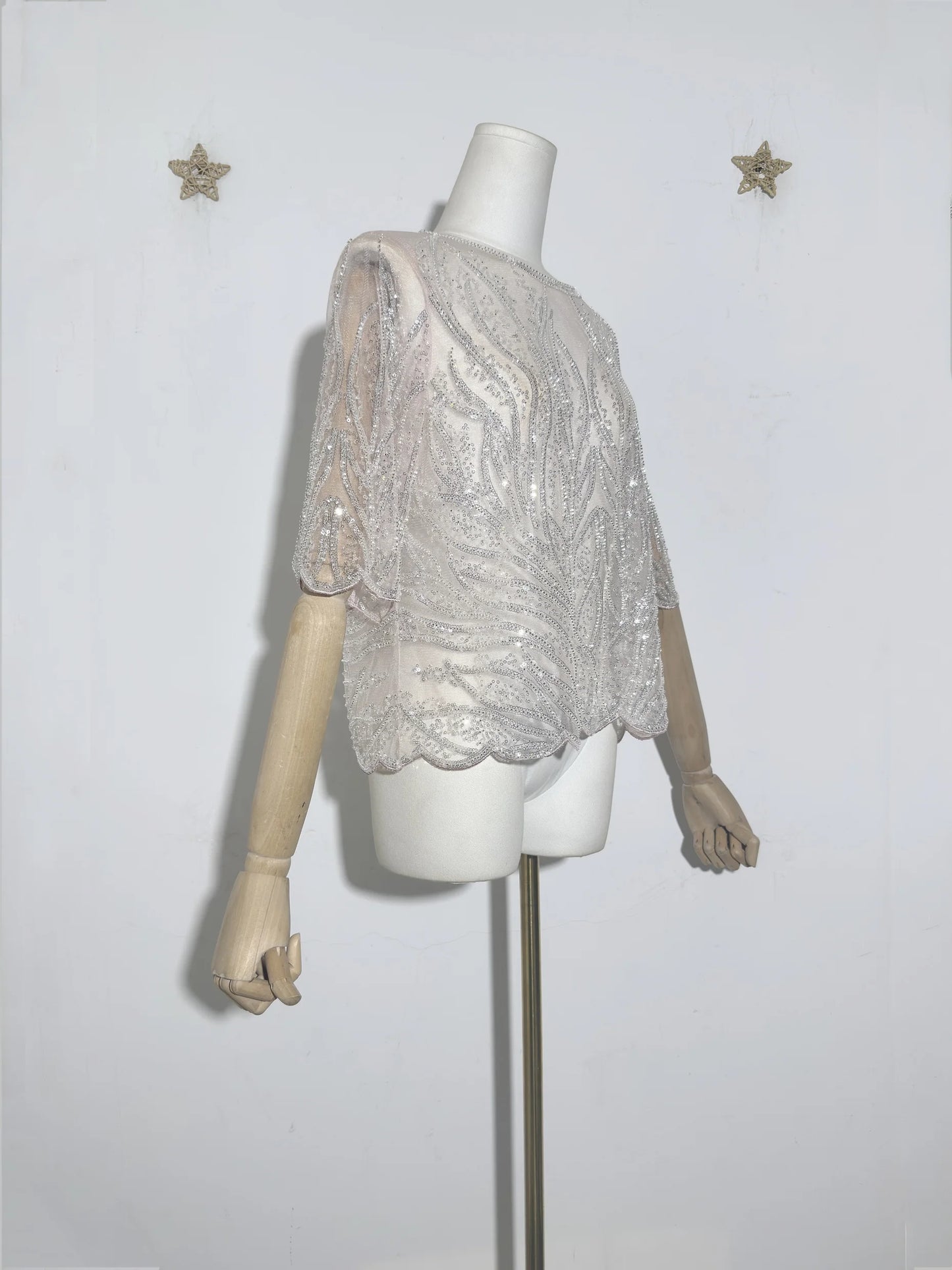 Gorgeous Sequin Beaded Women New Exquisite Sequin Heavry Embroidered Mesh O-Neck Halft Sleeves Blouse Mesh Top Pullover Shirt