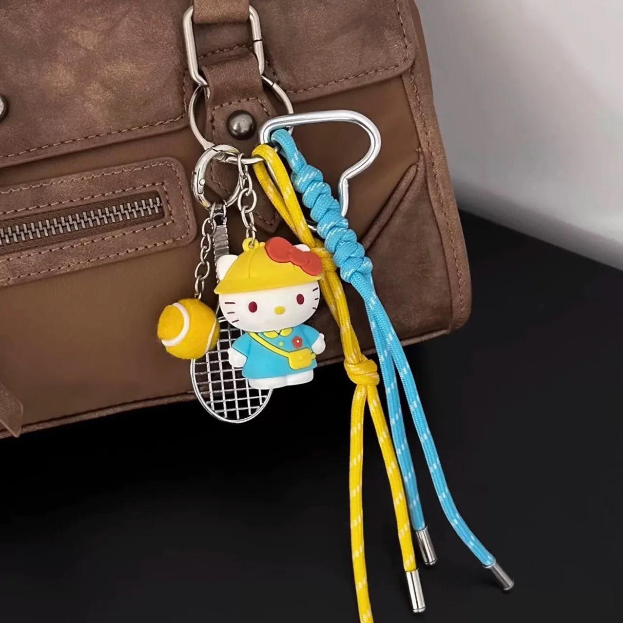 Hawaii Sanrios Charm Keychains Y2k Anime Summer Hellokittys Bag Keyring Pendant Vintage Backpack Accessories for Girls Gifts