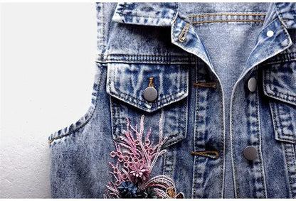 Women Denim Vest Jacket New Autumn Embroidery Beads Sleeveless Vintage Hole Jeans Vest Jacket Overcoat Female Tops Waistcoat