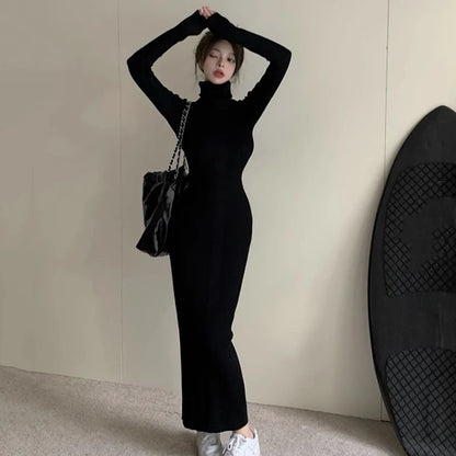 セクシーなブラックタートルネックニットボディコンワンピース レディース 秋冬 長袖セーターワンピ 韓国風ロング丈ドレス