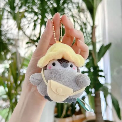 かわいいペンギンのぬいぐるみキーホルダー 観光帽子ペンギンキーホルダー 女の子へのギフト クリエイティブなスクールバッグキーホルダー