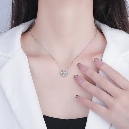 Lnkry 3mm 0.1ct モアサナイト ネックレス GRA 925 スターリングシルバー ラッキークローバー フラワー ペンダント ネックレス レディース 2025 ホットジュエリー