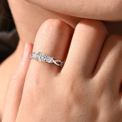 Total 0.9CT Moissanite Ring 100% S925 Sterling Silver for Women Female Eternity Sparkling Classic Band Wedding Rings Jewelry