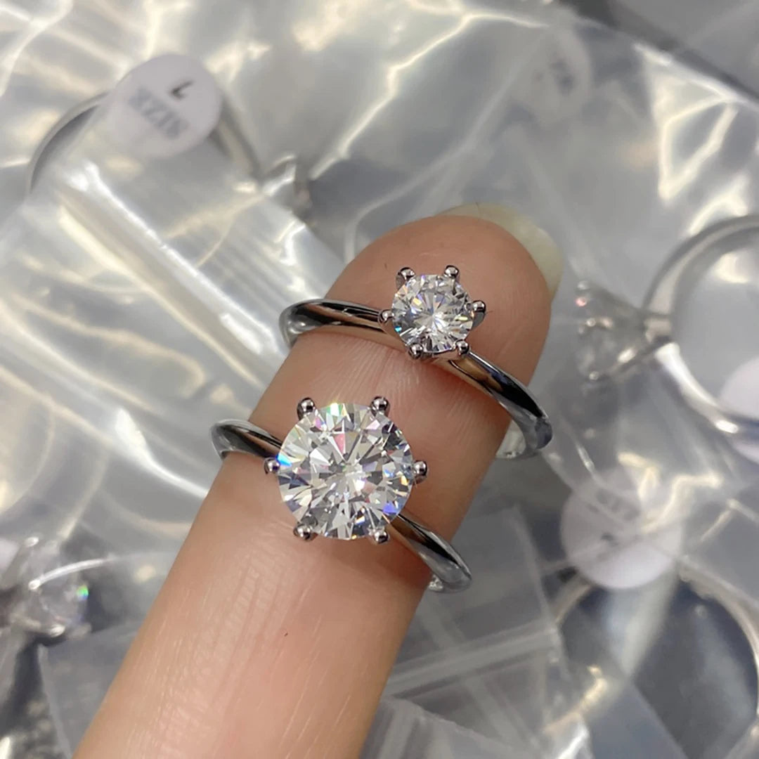 クラシック S 925 スターリングシルバー 高品質モアサナイトダイヤモンド レディース婚約指輪・結婚指輪。GRA証明書付き