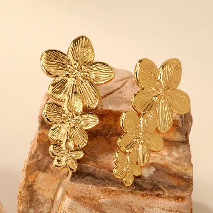 LUXUKISSKIDS 2PC Women's Fashion Trendy Stainless Steel Flower Earrings Necklace Set Gold-Plated Jewellry Party Dressing Gifts
