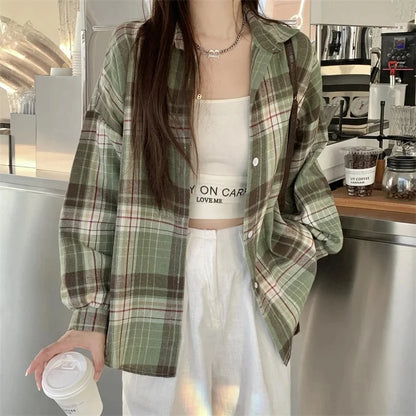 Women Tartan Shirt Long Sleeve Collared Button Up Oversized Plaid Shirt Jacket Grunge Fashion Teenage Girl Spring Summer Outfit