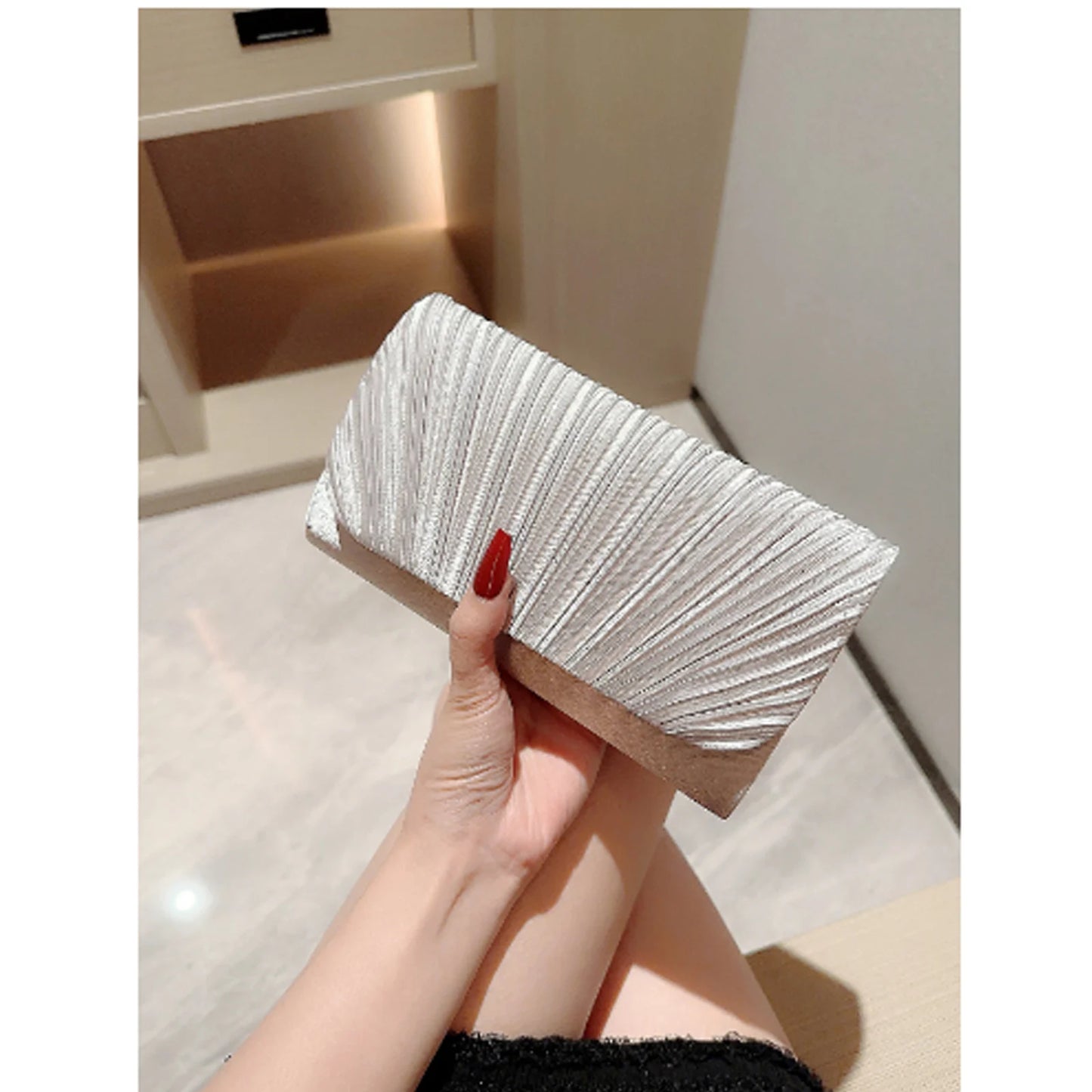 女性用イブニングクラッチバッグ エレガントでラグジュアリーな女性用シルバー/ブラック/ホワイトクラッチ ウェディングバッグ パーティーハンドバッグ レディースチェーンショルダーバッグ