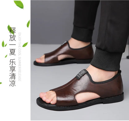 Sandals for Men Fashion Hollow Out Casual Shoes Soft Sole Comfort Beach Shoes for Men New Leather Flat Sandal Designer Sandalias