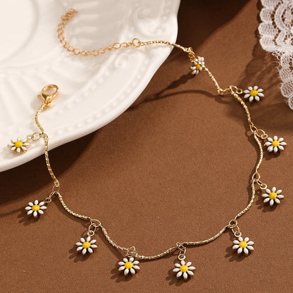 Kinitial Sweet Daisy Flower Anklets For Women Chain Sunflower Floral Boho Foot Chain Barefoot Ankle Bracelet Jewelry
