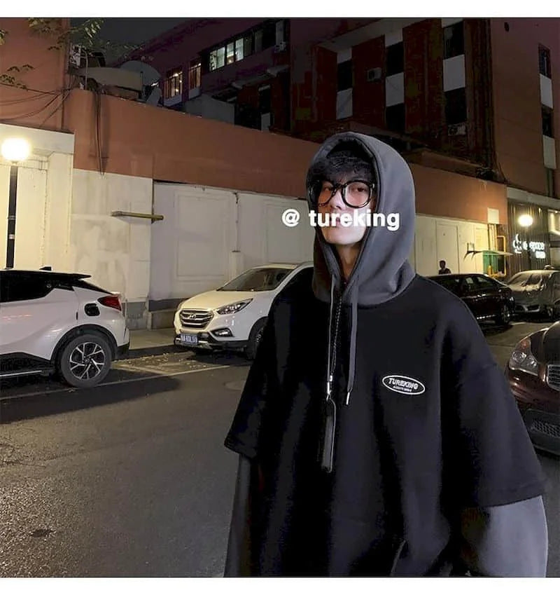 Hoodies men fake two-piece sweatshirt autumn stitching Korean loose contrast color hooded long-sleeved black  white gray design