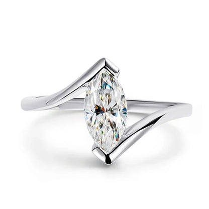 Smyoue 18K Plated 1CT Marquise Cut Moissanite Solitaire Ring for Women 100% 925 Sterling Silver Lab Diamond Weddind Band Bride