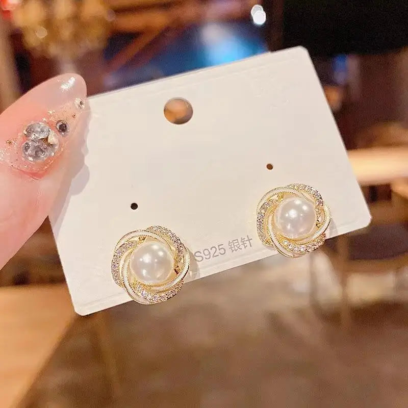925 Silver Needle Korean Fashion Pearl Stud Earrings For Women Jewelry 2025 Trending New Vintage French Women's Crystal Earrings