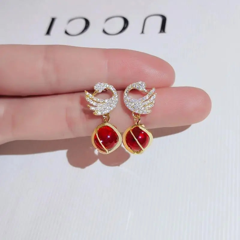 925 Silver Needle Hollow Crystal Swan Earrings For Women Korean Jewelry 2025 Trending New Luxury Animal Pearl Stud Earrings Gift