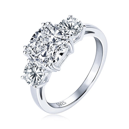 IOGOU Three Stone 3.5cttw D Moissanite Engagement Rings 925 Sterling Silver Finger Rings for Women High Quality Wedding Jewelry