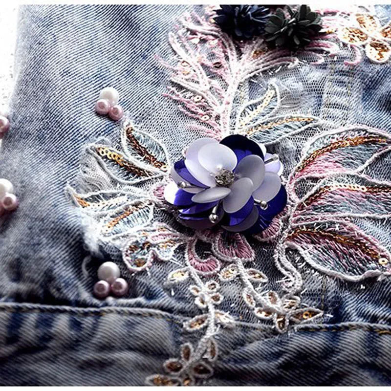 Women Denim Vest Jacket New Autumn Embroidery Beads Sleeveless Vintage Hole Jeans Vest Jacket Overcoat Female Tops Waistcoat