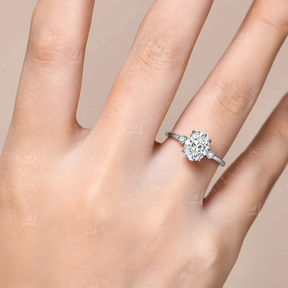 ATTAGEMS 2CT Oval Cut Moissanite Solitaire Ring for Women Lab Grown VVS1 Diamond 9*7mm S925 Silver 18K Gold Wedding Fine Jewelry