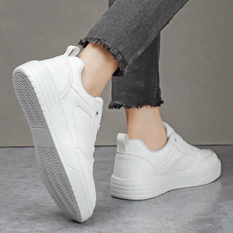 2024 New Loafers Women Zapatillas Mujer Comfortable White Shoes Ladies Luxury Black Flats Shoes for Men Sneakers