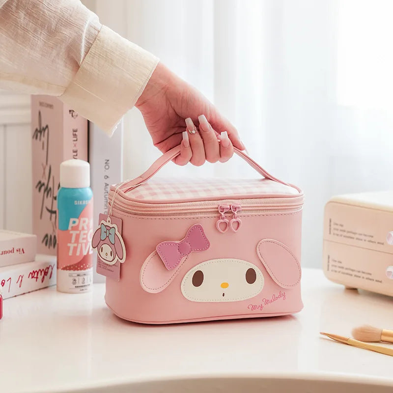Sanrio Kuromi Hello Kitty Cinnamoroll シンプルでかわいいキャラクター メイクポーチ 大容量 高い美観 旅行用ポータブル収納バッグ