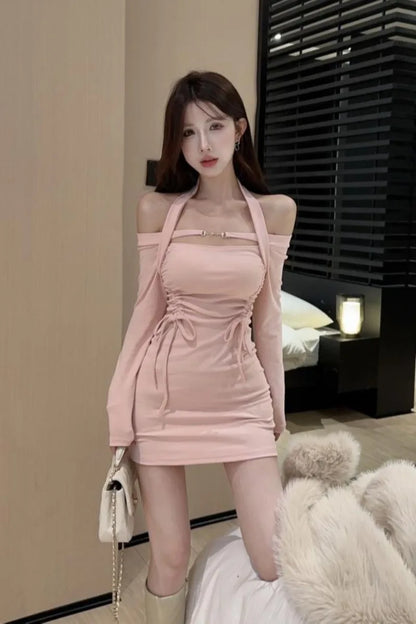 ピュアセクシーホットガール長袖ワンピース レディース秋冬スリムフィットホルターネックストラップラップヒップミニワンピース 女性服