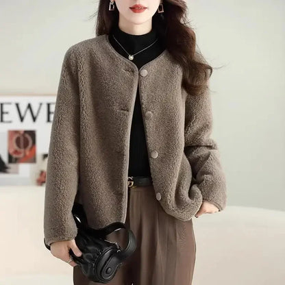 Fleeced Short Jacket for Women Korean Style New Products Demi-season Fashion 2025 Coats Woman Reviews Clothes Great Luxury Cheap