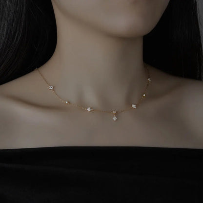 KNOBSPIN モアサナイト ネックレス レディース 四つ葉のクローバー ダイヤモンド ペンダント s925 スターリングシルバー 18k 繊細なデイリーネックレス ジュエリー