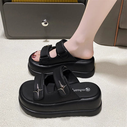 Slippers for Women 2023 Summer New Fashion New Designer Platform Slippers Female Solid Color Fashion Casual Flip Flops Women